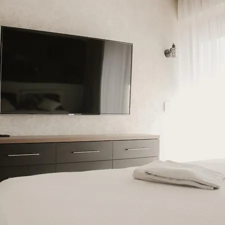 Diwine House Fruska Gora