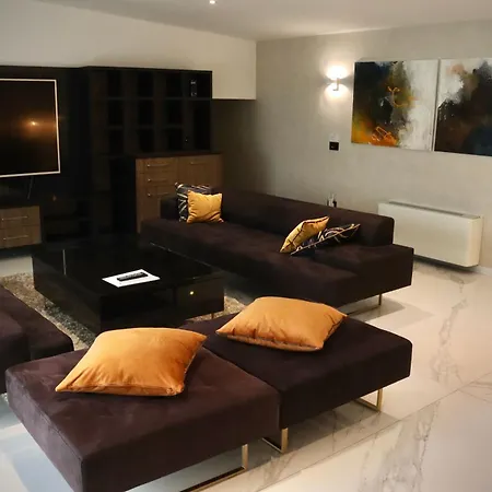 Diwine House Fruska Gora 빌라