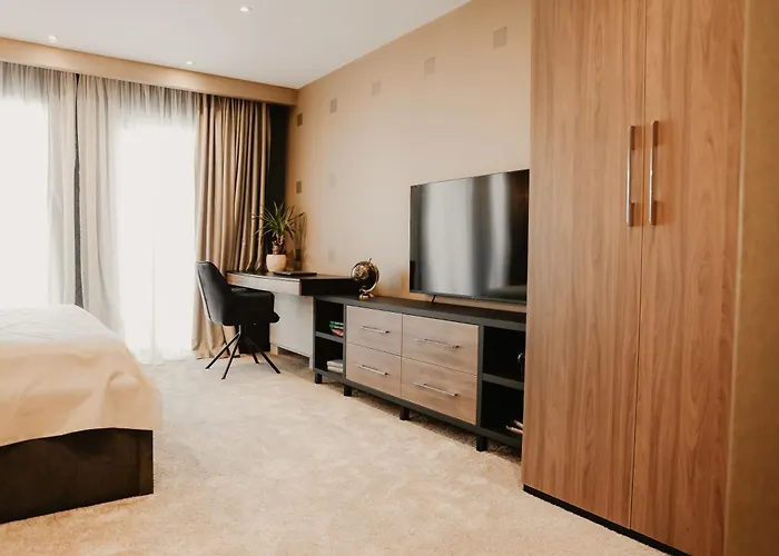 Diwine House Fruska Gora *