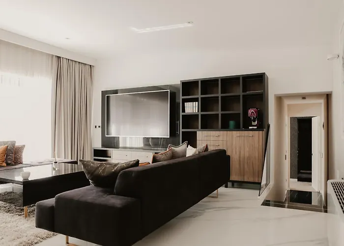 Diwine House Fruska Gora *